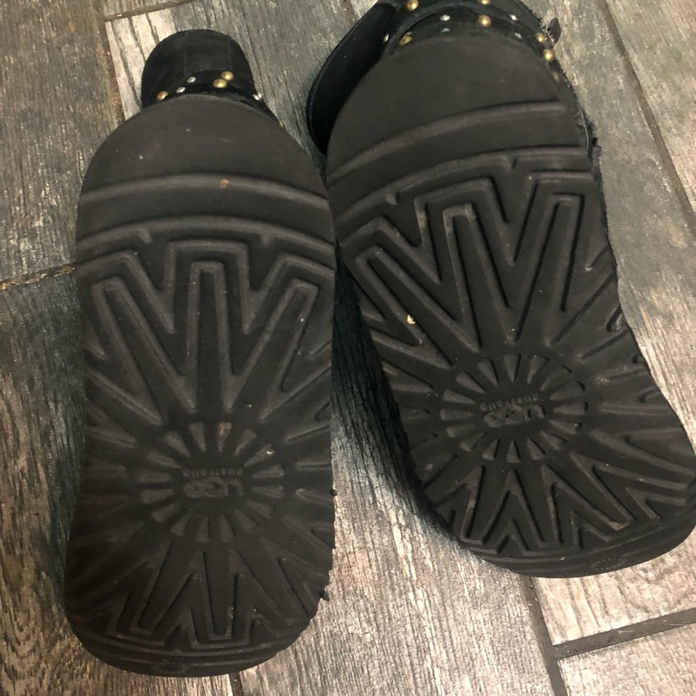 Ugg Clovis Boot* - image 8